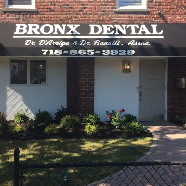 Web image: Clarke And Son Signs Awnings 31