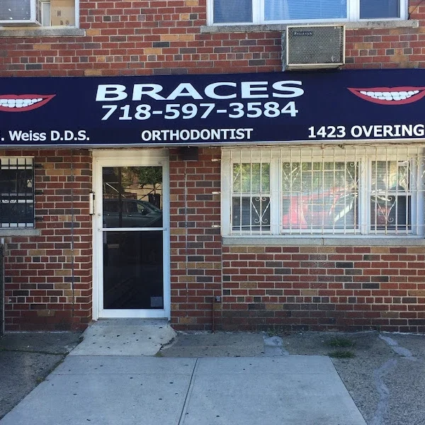 Web image: Clarke And Son Signs Awnings 6