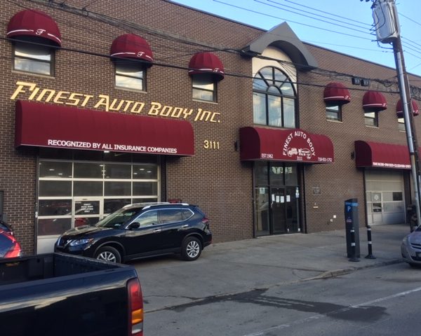 Photograph: Clarke And Son Signs Multiple Awnings 2