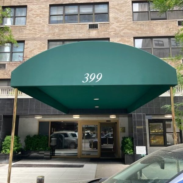 Photograph: Clarke And Son Signs Awmimgd 18