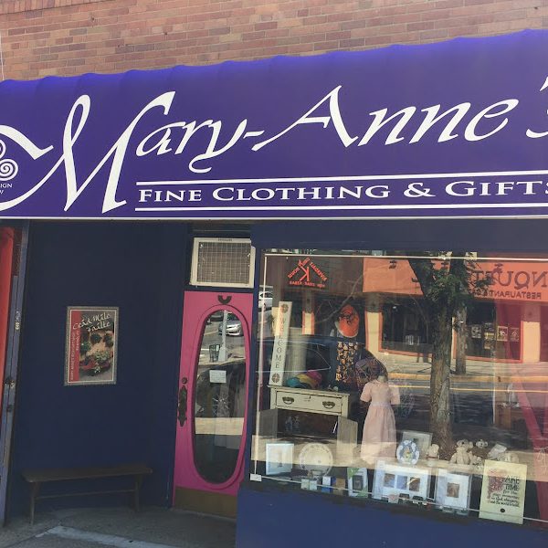 Photograph: Clarke And Son Signs Awmimgd 22