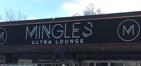 Photograph: Clarke And Son Signs Awmimgd 46