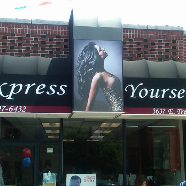 Photograph: Clarke And Son Signs Awmimgd 7