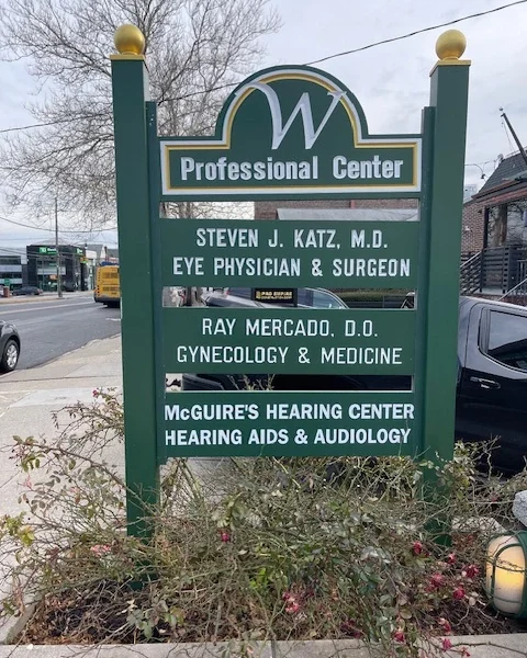 Clarke and Son Signs (20) Web image: Clarke And Son Signs 20