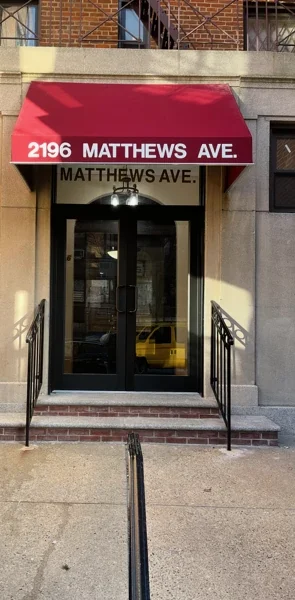 Clarke and Son Signs (25) Web image: Clarke And Son Signs 25