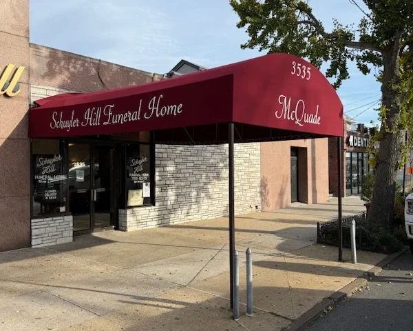 Clarke and Son Signs (28) Web image: Clarke And Son Signs 28